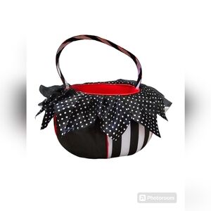Spirit Halloween Twisted Circus Plush Trick Or Treat Bucket Black Red White Cute